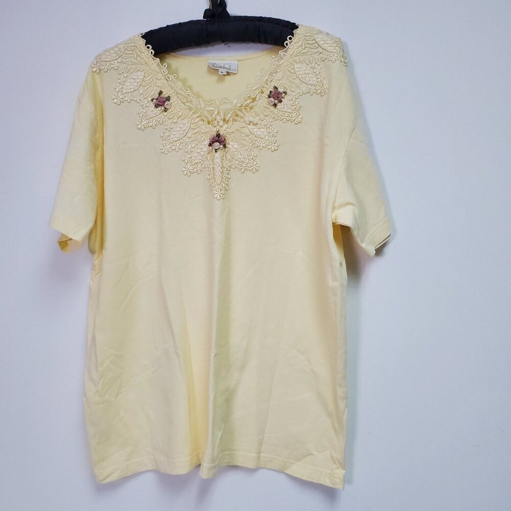 Chalet Womens Beaded Floral Embroidered Top Large Yellow Short Sleeve V-Neck